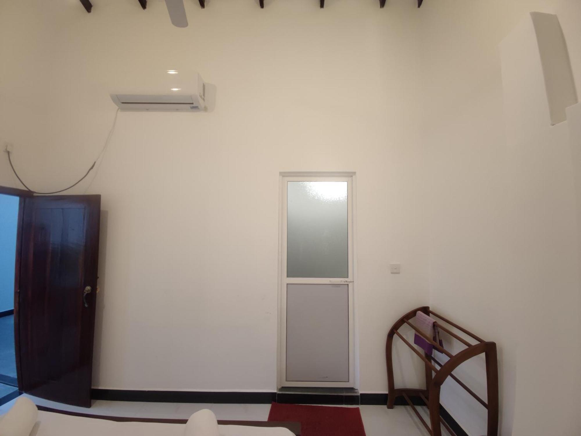 Chandra Holiday Home Dickwella Exterior foto