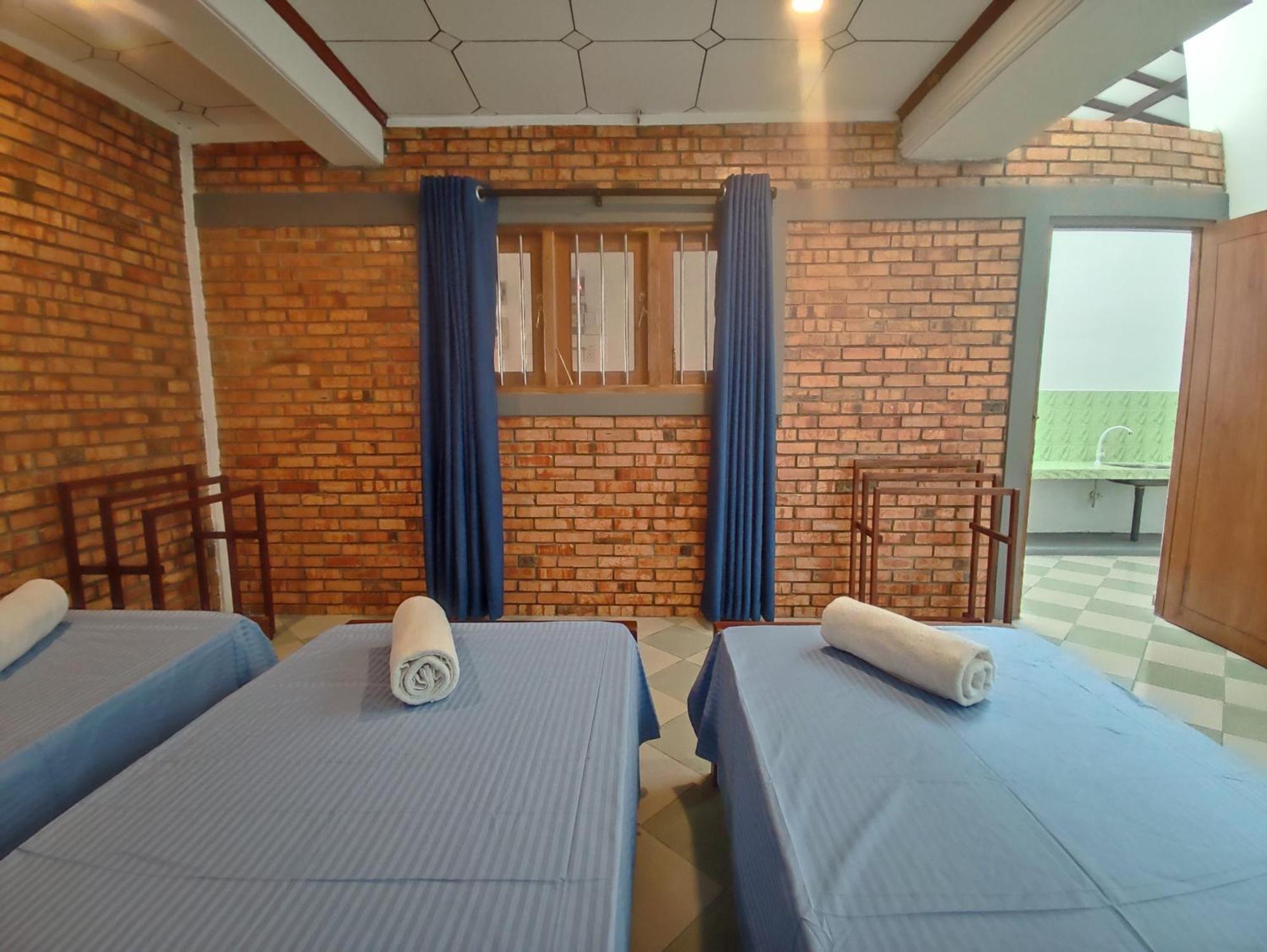 Chandra Holiday Home Dickwella Exterior foto