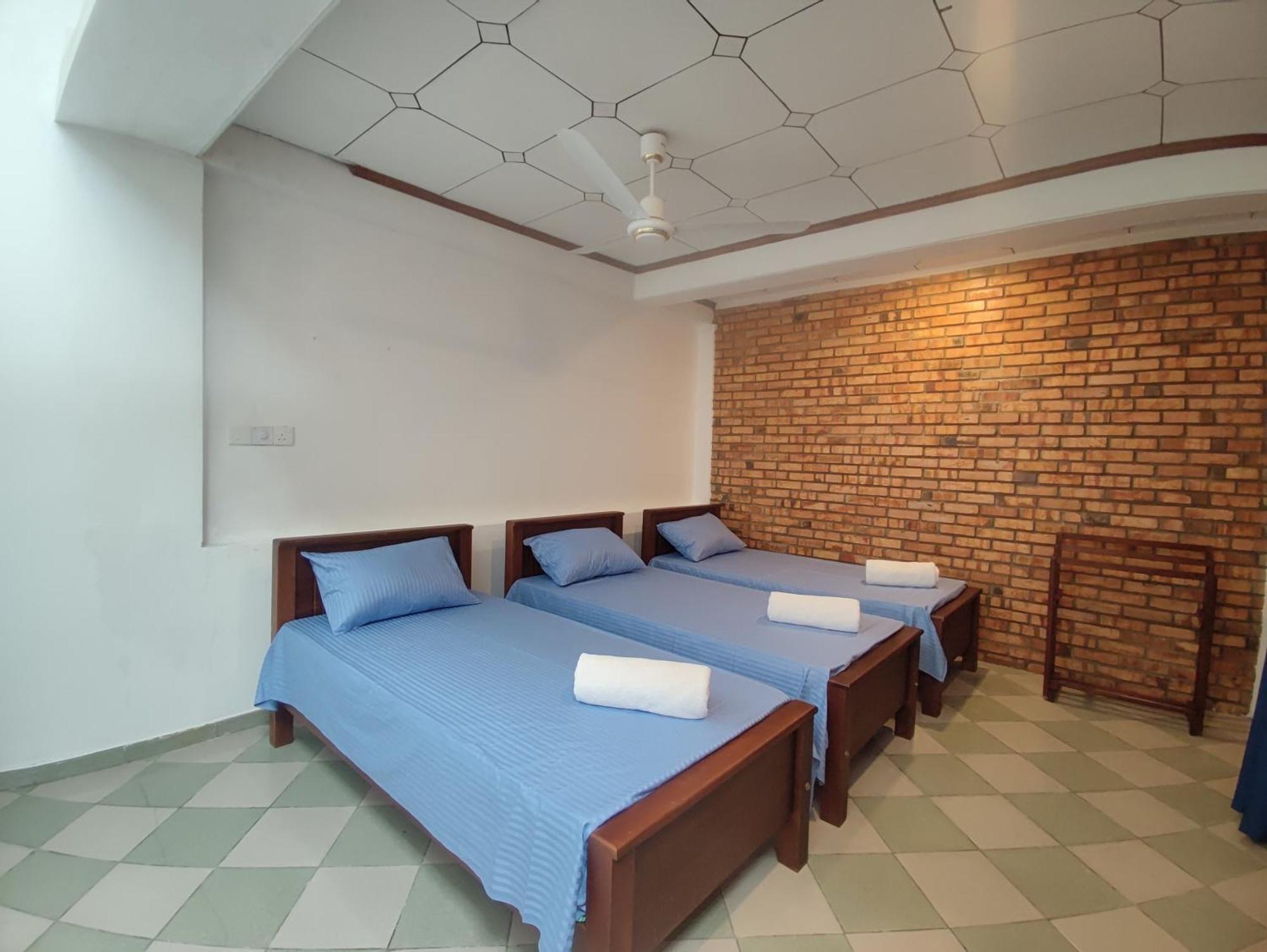 Chandra Holiday Home Dickwella Exterior foto